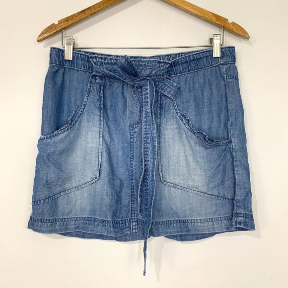 cloth & stone Dresses & Skirts - CLOTH & STONE‎ Chambray Denim Belted Mini Skirt Sz S